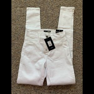 Fashion Nova White Canopy Jeans - NWT!